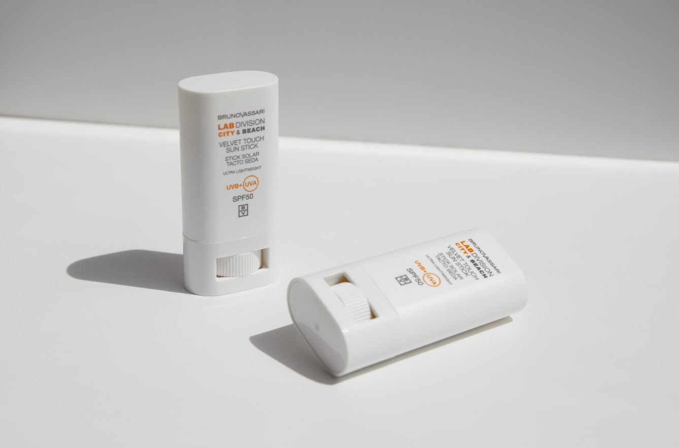 Stick de Protectie Solara cu SPF50 Bruno Vassari , City&Beach Velvet Touch Sun