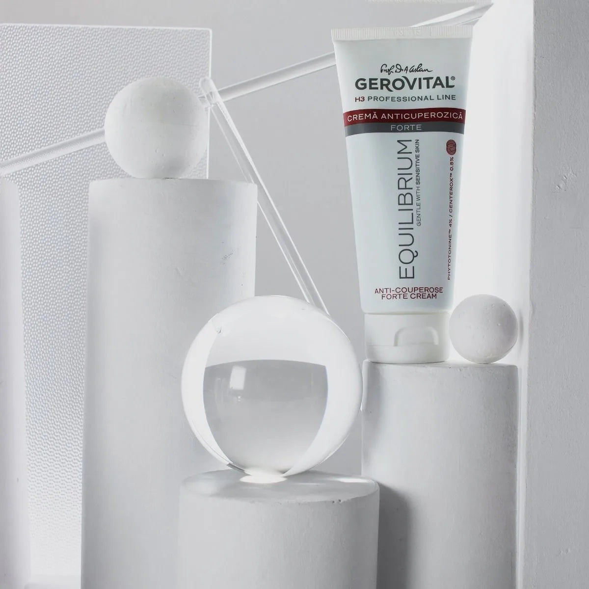 Cremă Anticuperozică Forte pentru Ten Sensibil, Calmează și Maschează Roșeața, Gerovital H3 Equilibrium, 100 ml