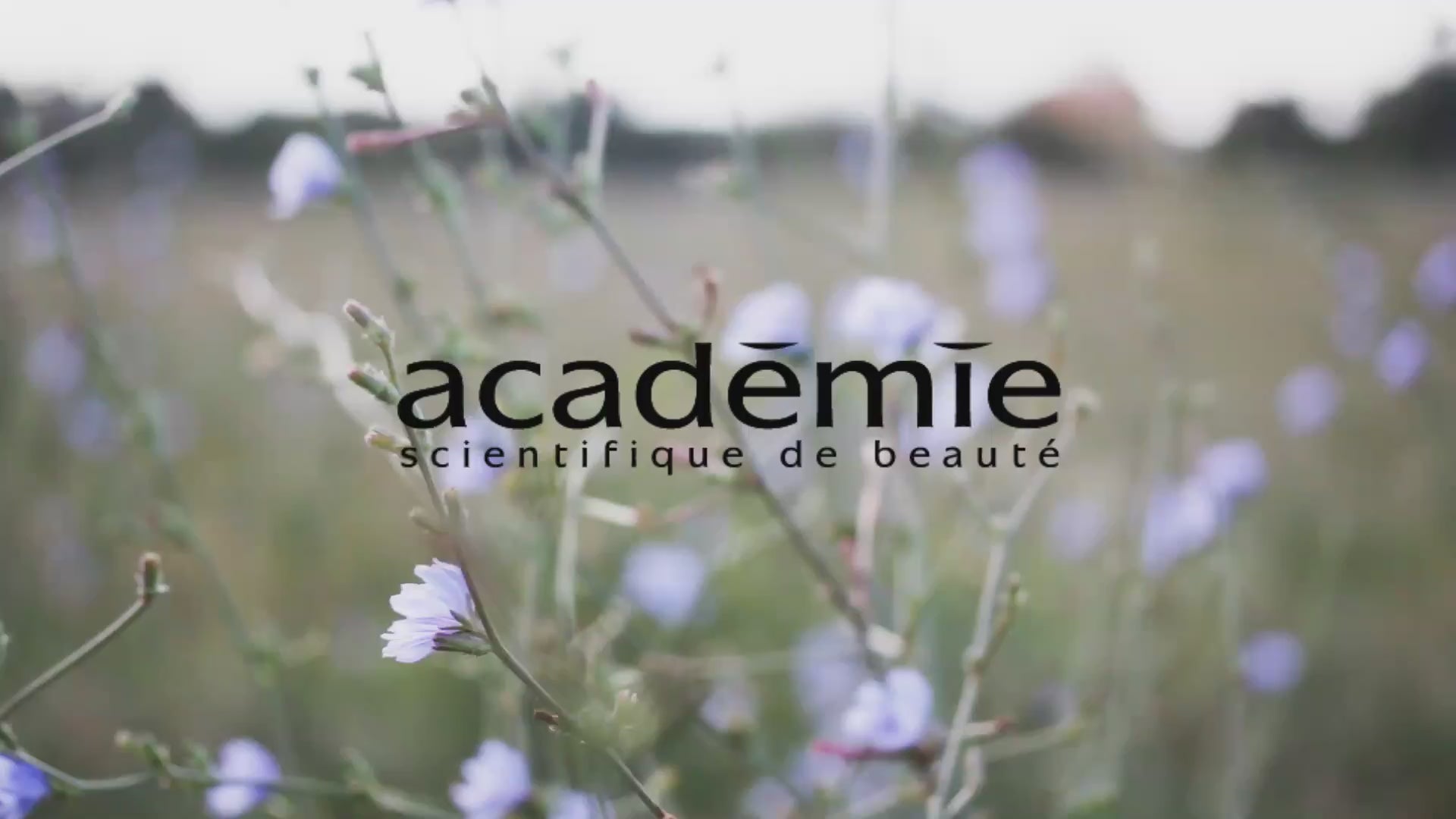Încărcați videoclipul: Crema anti-rid contur ochi Academie Liposomes Liftant Regard 15ml