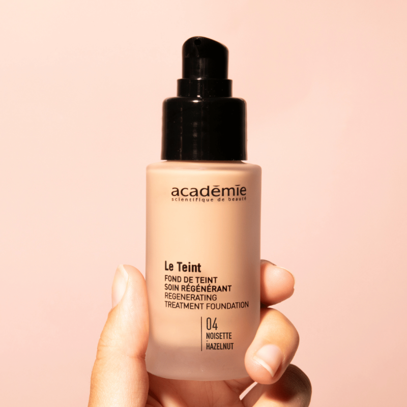 Fond de ten cu efect regenerant Academie Soin Regenerant 04 Hazelnut 30ml